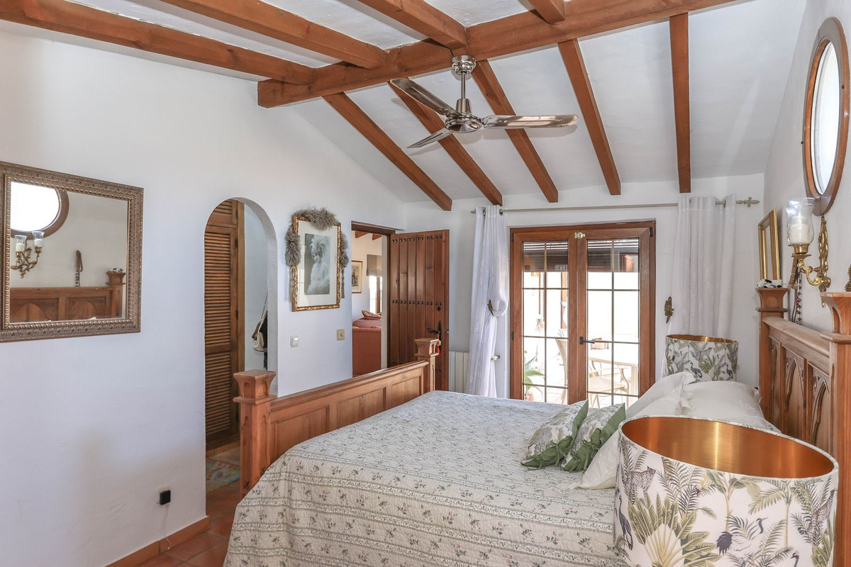 Te koop Vrijstaande Villa Costa Del Sol Casarabonela € 349.000,-