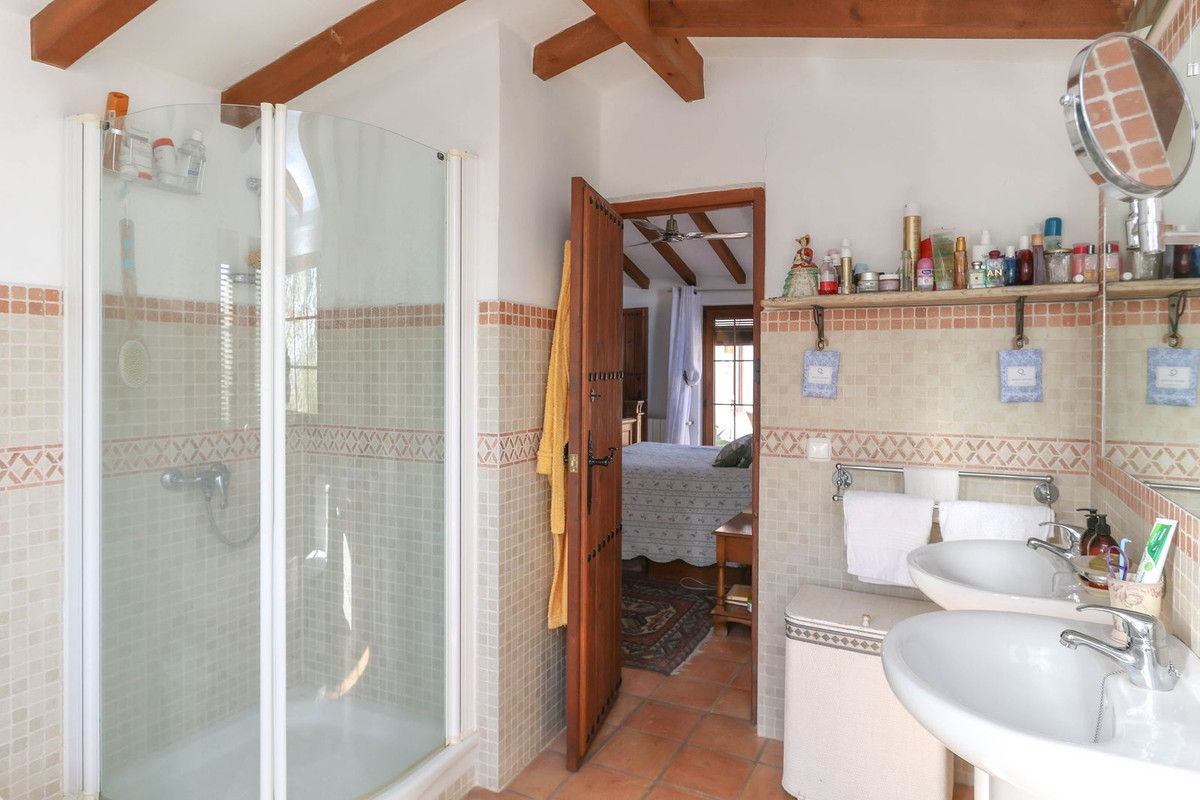 Te koop Vrijstaande Villa Costa Del Sol Casarabonela € 349.000,-