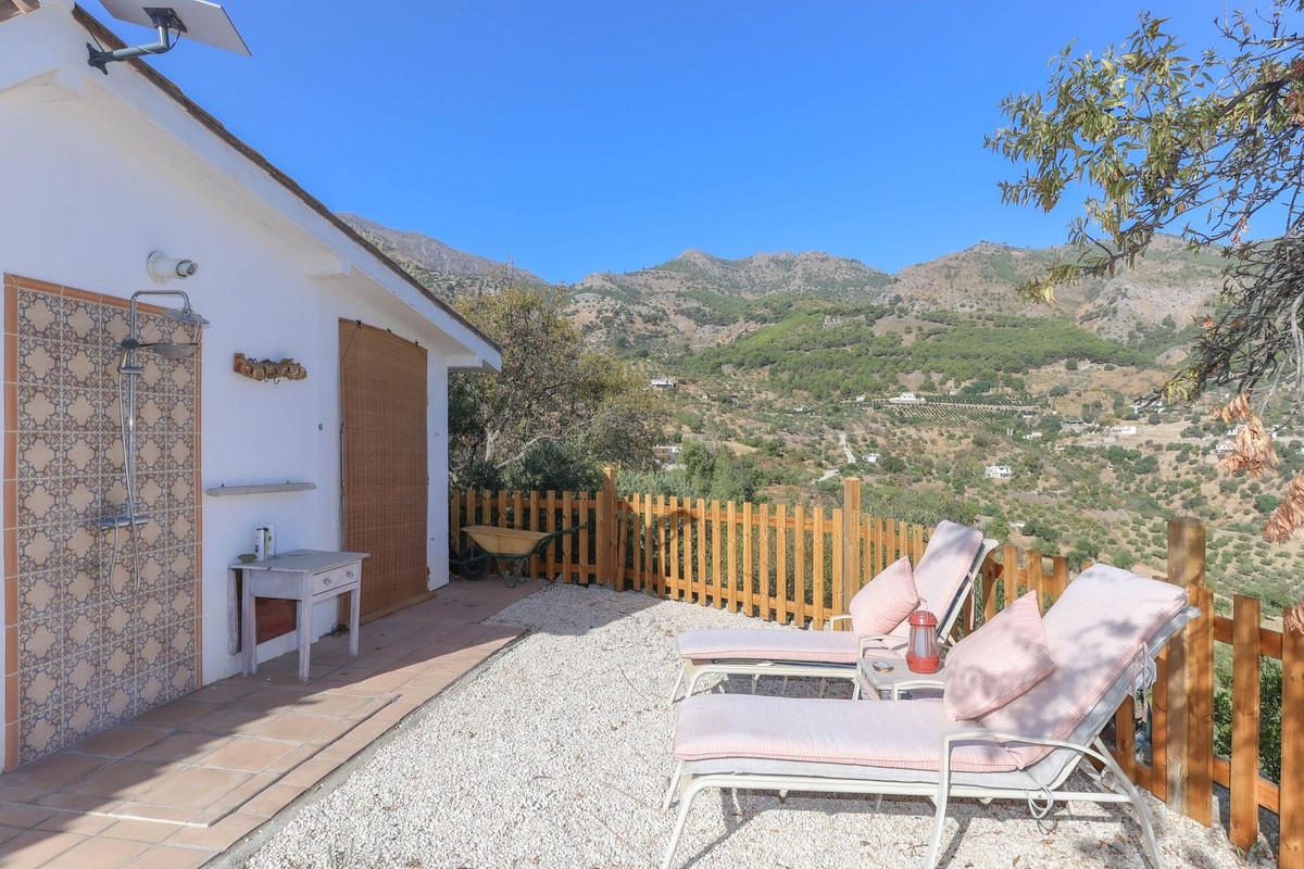 Te koop Vrijstaande Villa Costa Del Sol Casarabonela € 349.000,-