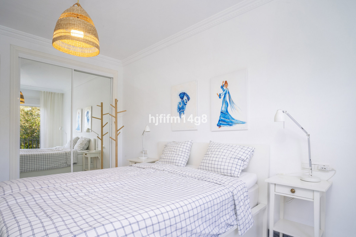 Te koop Middle Floor Apartment Costa Del Sol Nueva Andalucía € 425.000,-