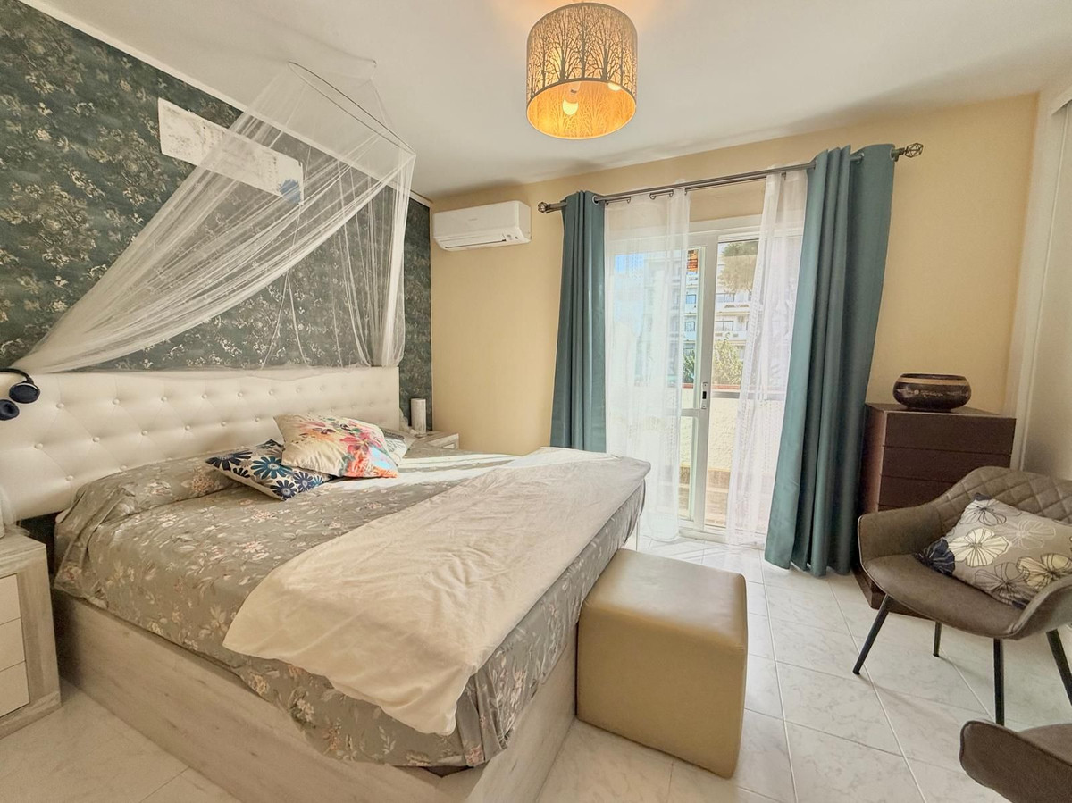 Te koop Half vrijstaand huis Costa Del Sol Calahonda € 499.000,-