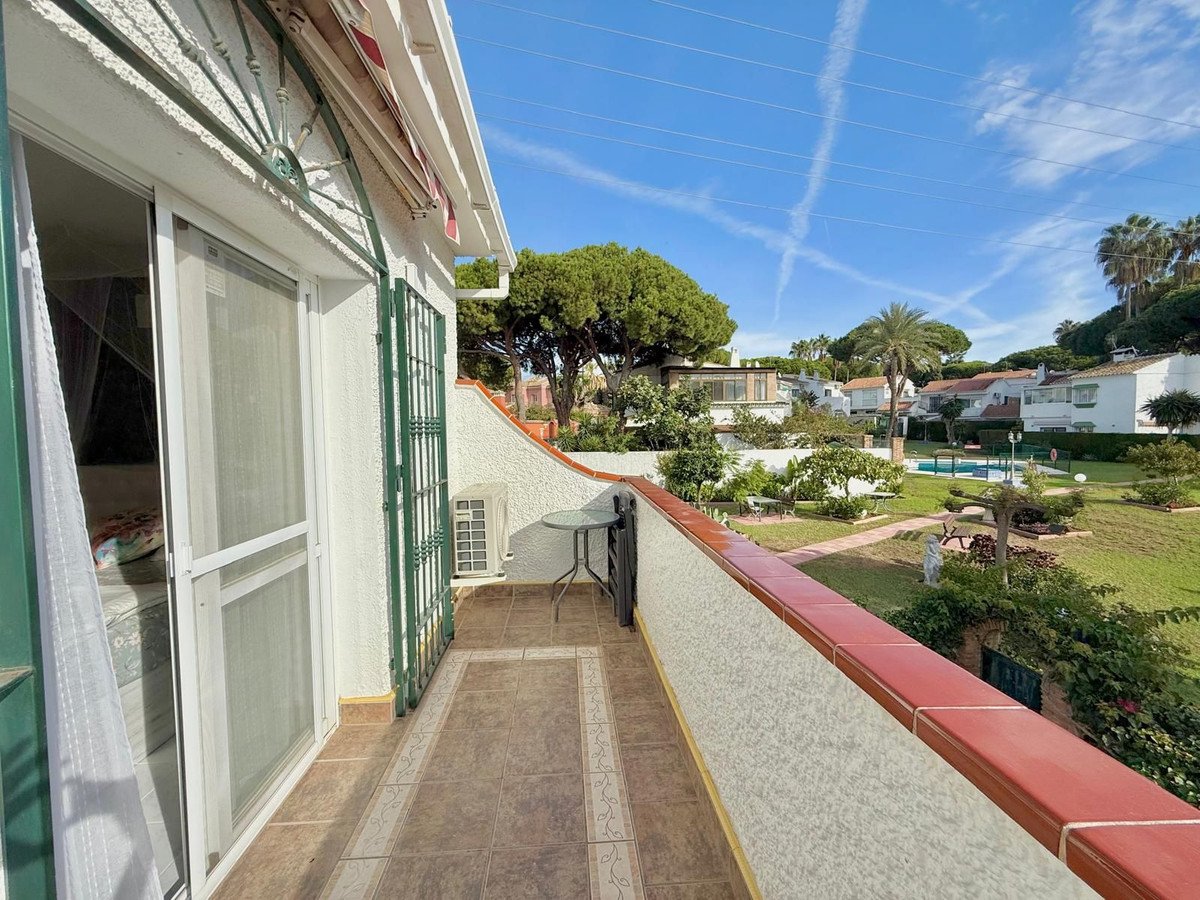 Te koop Half vrijstaand huis Costa Del Sol Calahonda € 499.000,-