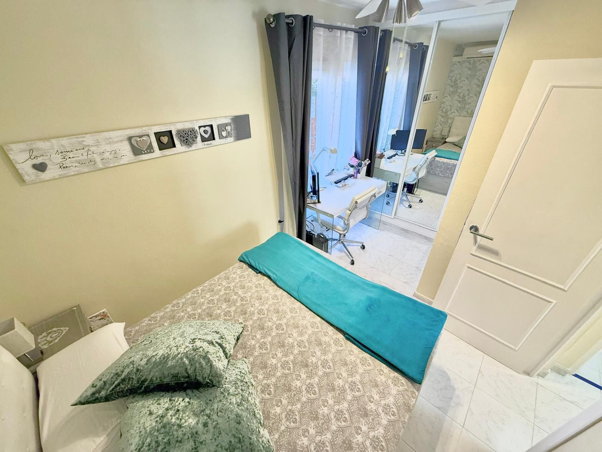 Te koop Half vrijstaand huis Costa Del Sol Calahonda € 499.000,-