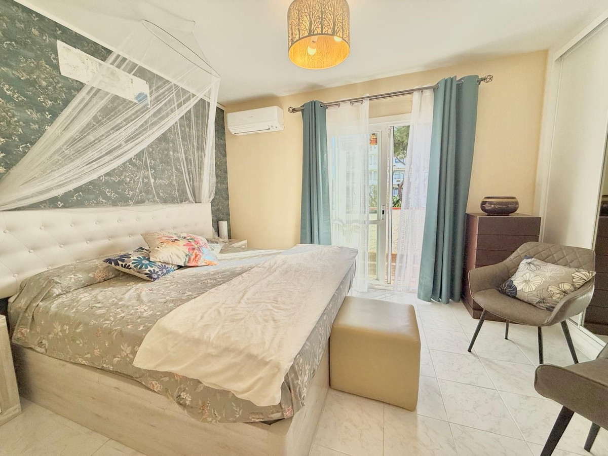 Te koop Half vrijstaand huis Costa Del Sol Calahonda € 499.000,-