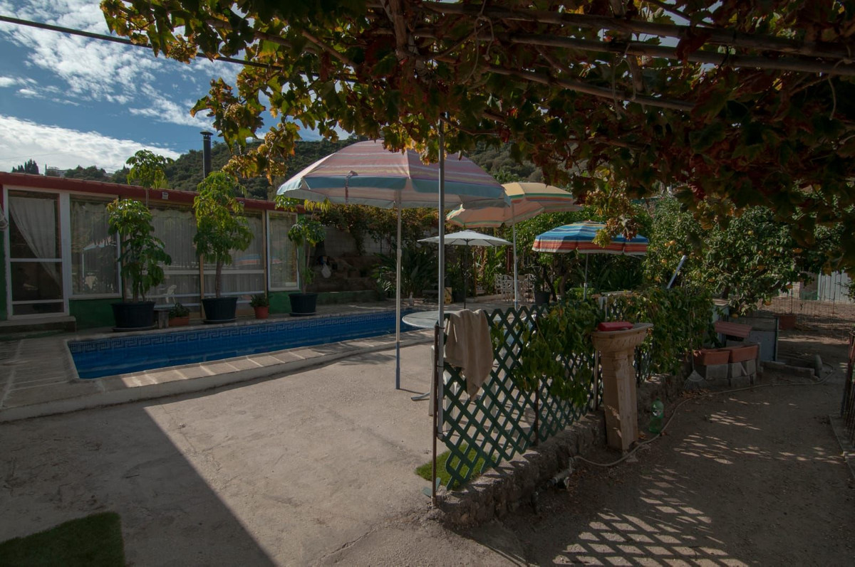 Te koop Finca - Cortijo Costa Del Sol Altos De Los Monteros € 270.000,-