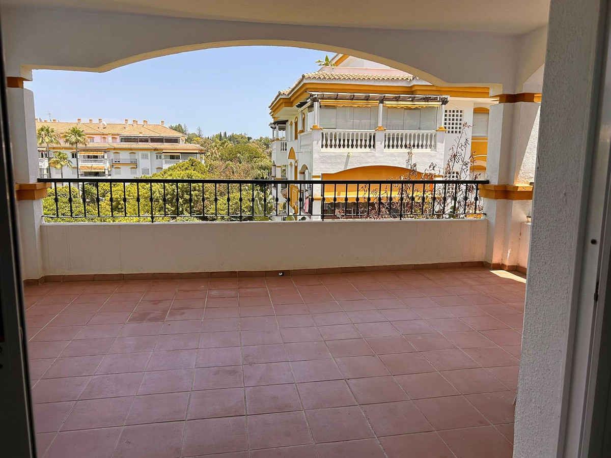 Te koop Middle Floor Apartment Costa Del Sol Nueva Andalucía € 455.000,-