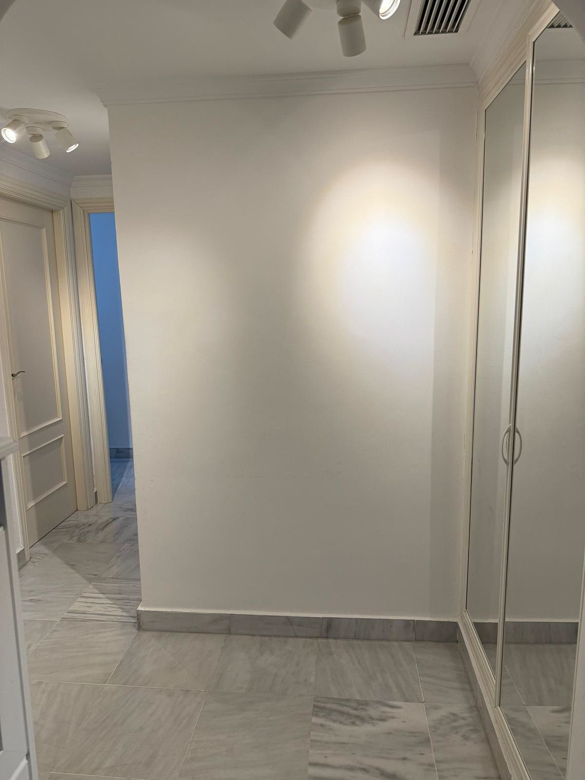 Te koop Middle Floor Apartment Costa Del Sol Nueva Andalucía € 455.000,-