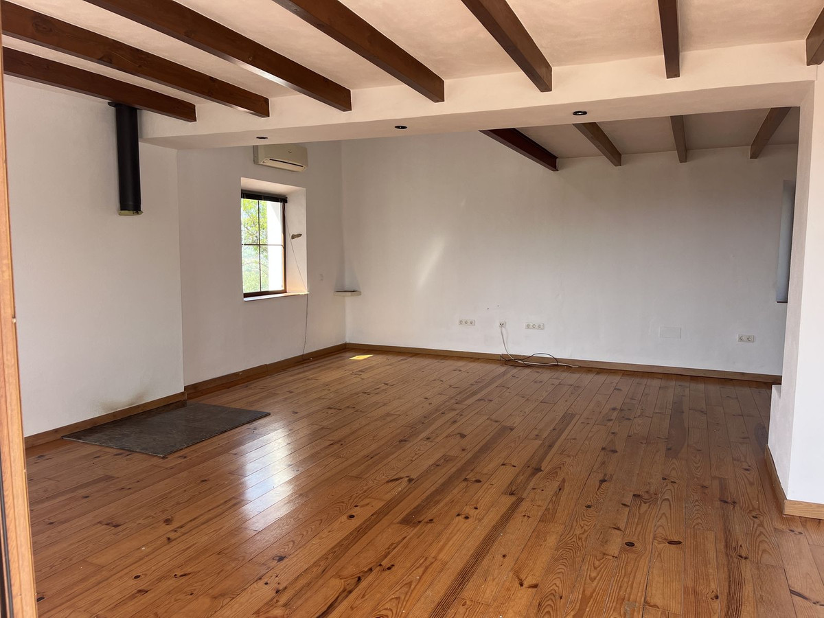 Te koop Finca - Cortijo Costa Del Sol Almogía € 299.000,-