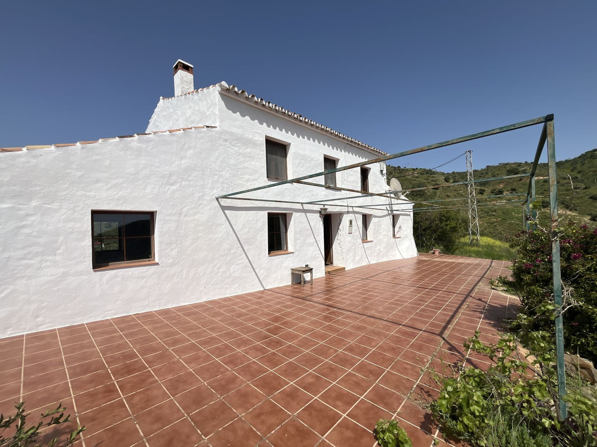 Te koop Finca - Cortijo Costa Del Sol Almogía € 299.000,-