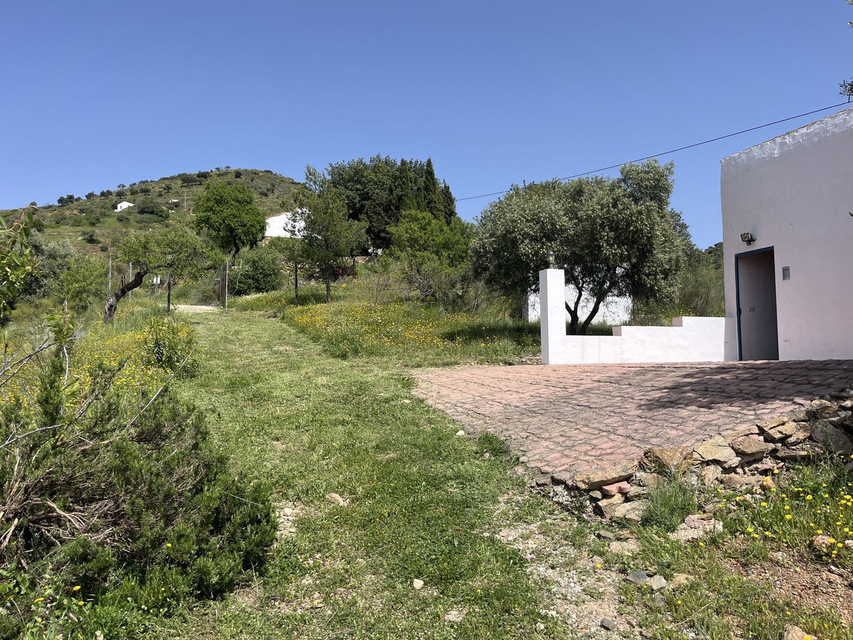 Te koop Finca - Cortijo Costa Del Sol Almogía € 299.000,-