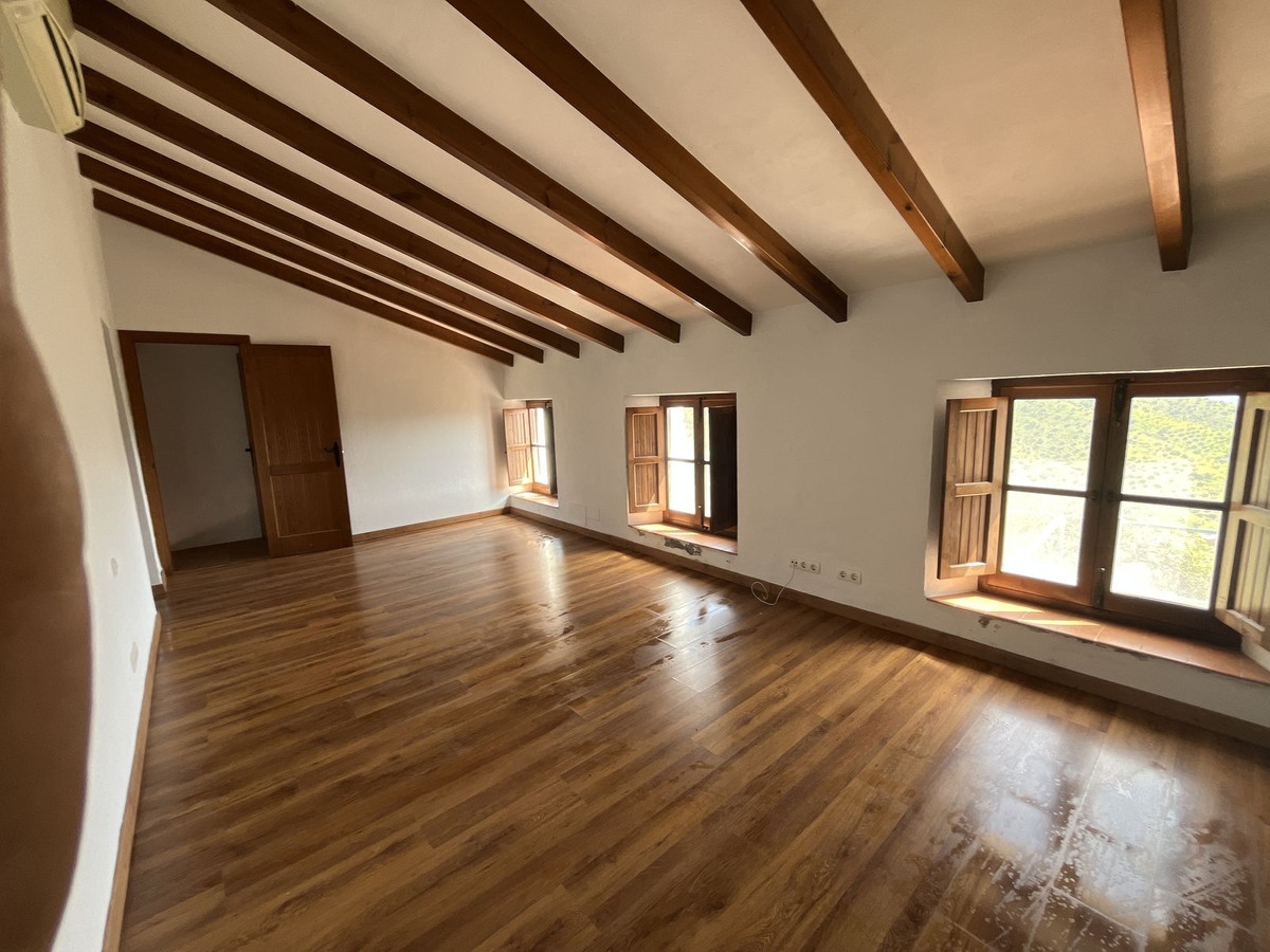 Te koop Finca - Cortijo Costa Del Sol Almogía € 299.000,-