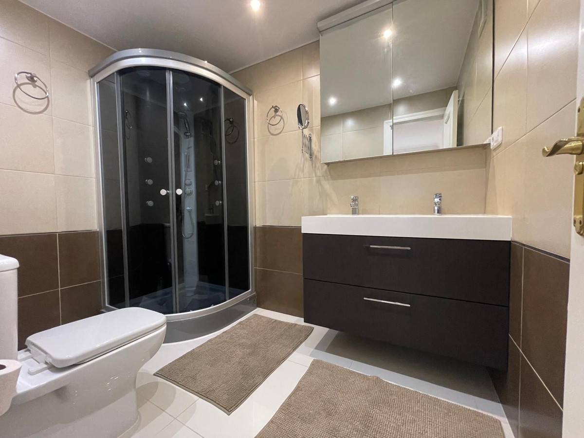 Te koop Bovenwoning Costa Del Sol Benalmadena Costa € 430.000,-