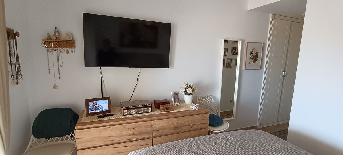 Te koop Middle Floor Apartment Costa Del Sol Mijas Costa € 329.000,-