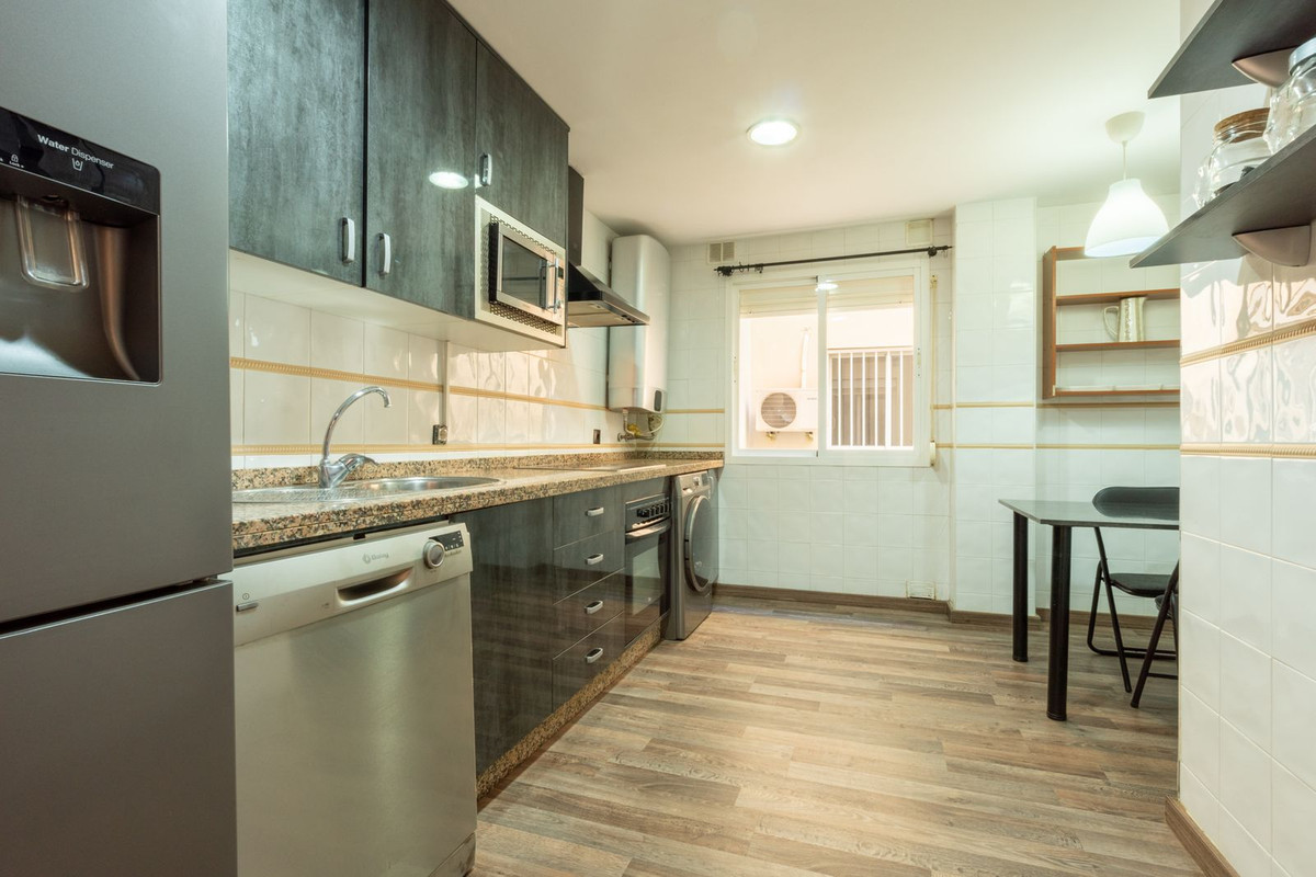 Te koop Middle Floor Apartment Costa Del Sol Las Lagunas € 310.000,-