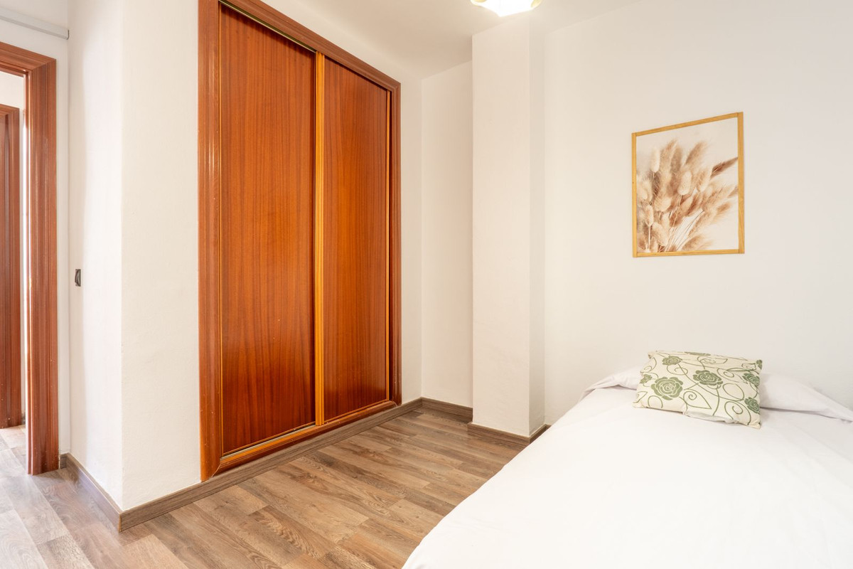 Te koop Middle Floor Apartment Costa Del Sol Las Lagunas € 310.000,-