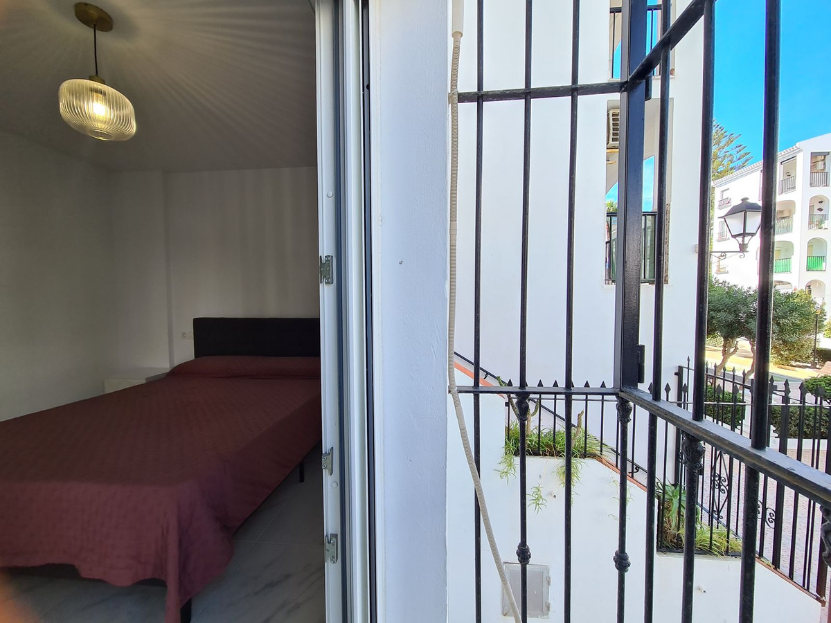 Te koop Middle Floor Apartment Costa Del Sol San Luis De Sabinillas € 320.000,-