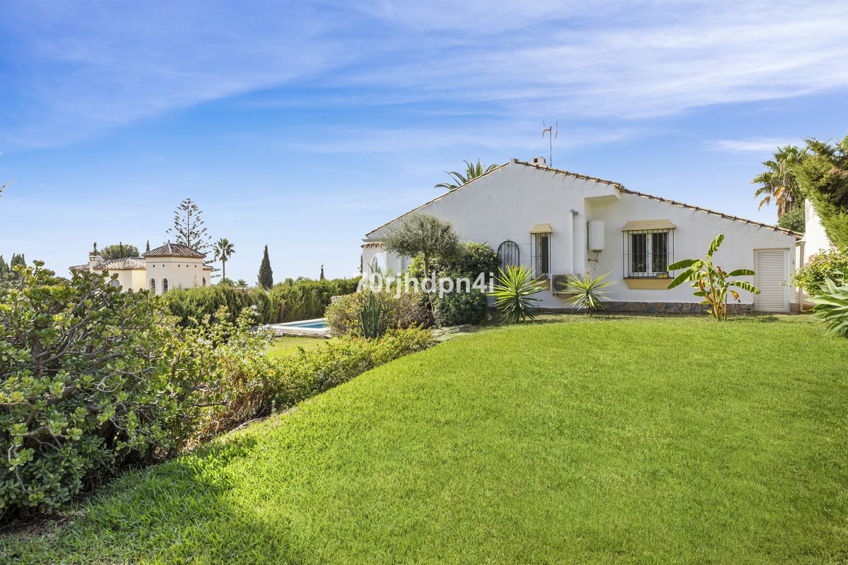 Te koop Vrijstaande Villa Costa Del Sol El Padron € 890.000,-