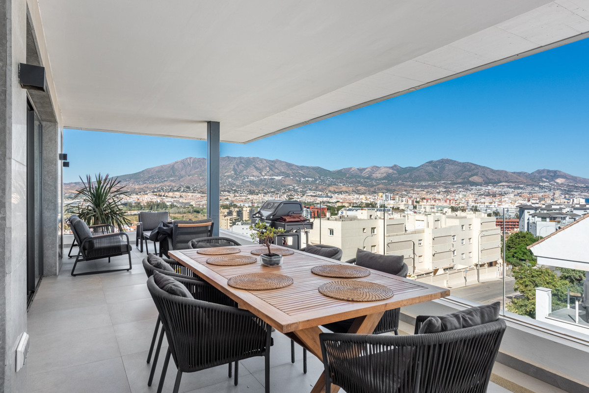 Te koop Middle Floor Apartment Costa Del Sol Fuengirola € 619.000,-