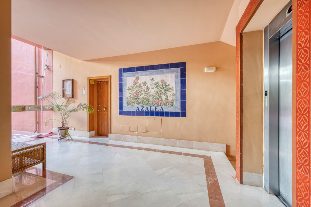 Te koop Middle Floor Apartment Costa Del Sol Marbella € 649.000,-