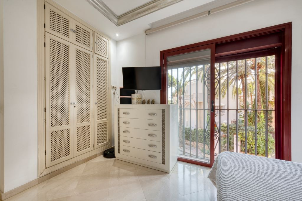 Te koop Middle Floor Apartment Costa Del Sol Marbella € 649.000,-