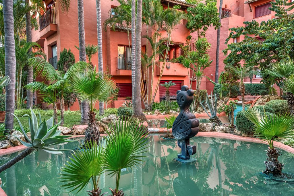 Te koop Middle Floor Apartment Costa Del Sol Marbella € 649.000,-