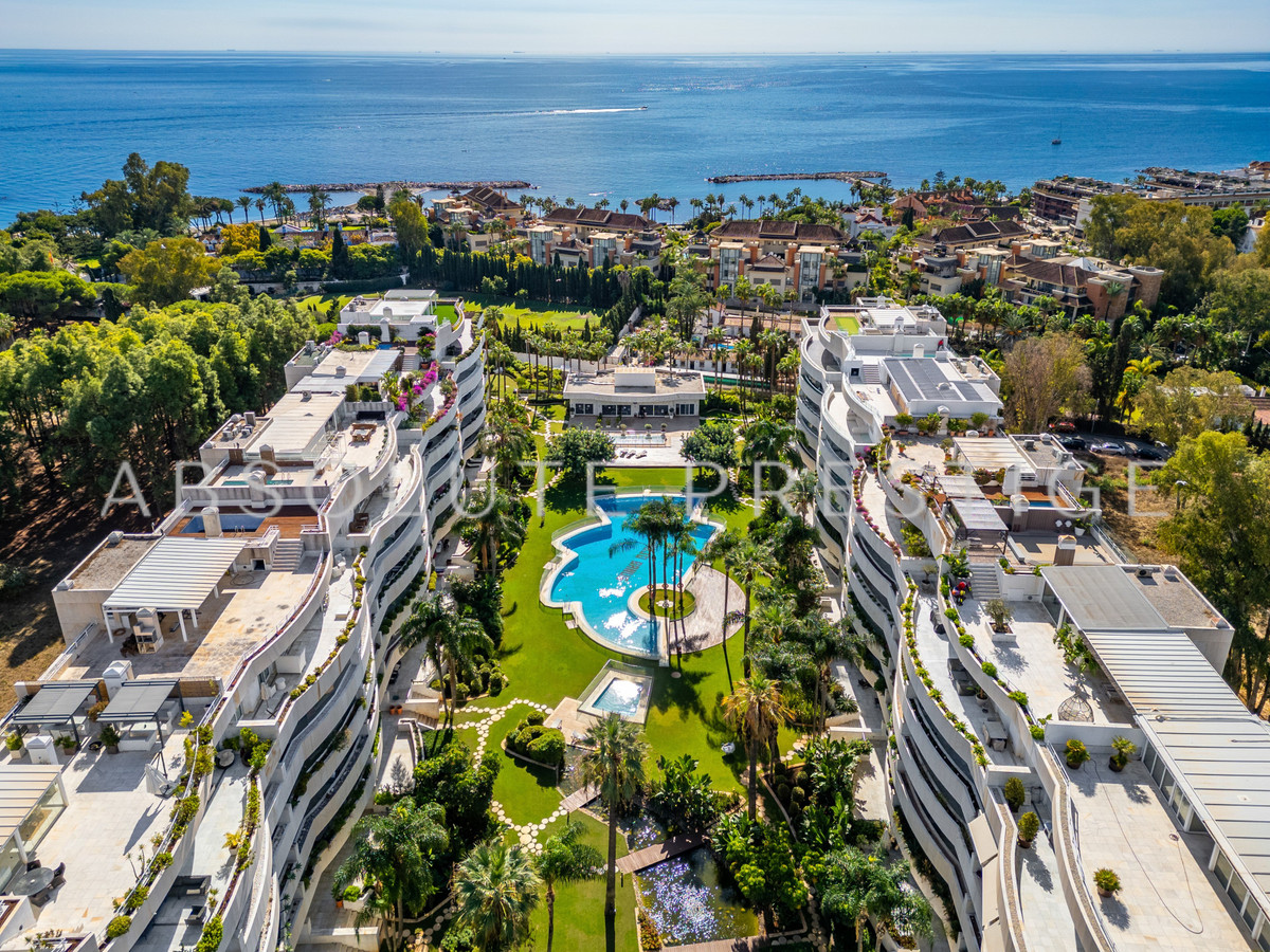 Te koop Middle Floor Apartment Costa Del Sol Puerto Banús € 2.600.000,-