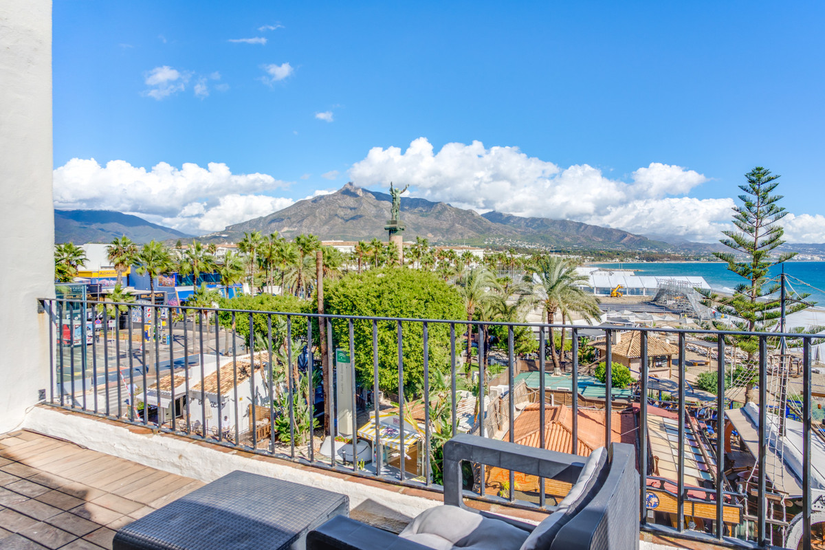 Te koop Penthouse Costa Del Sol Puerto Banús € 699.000,-