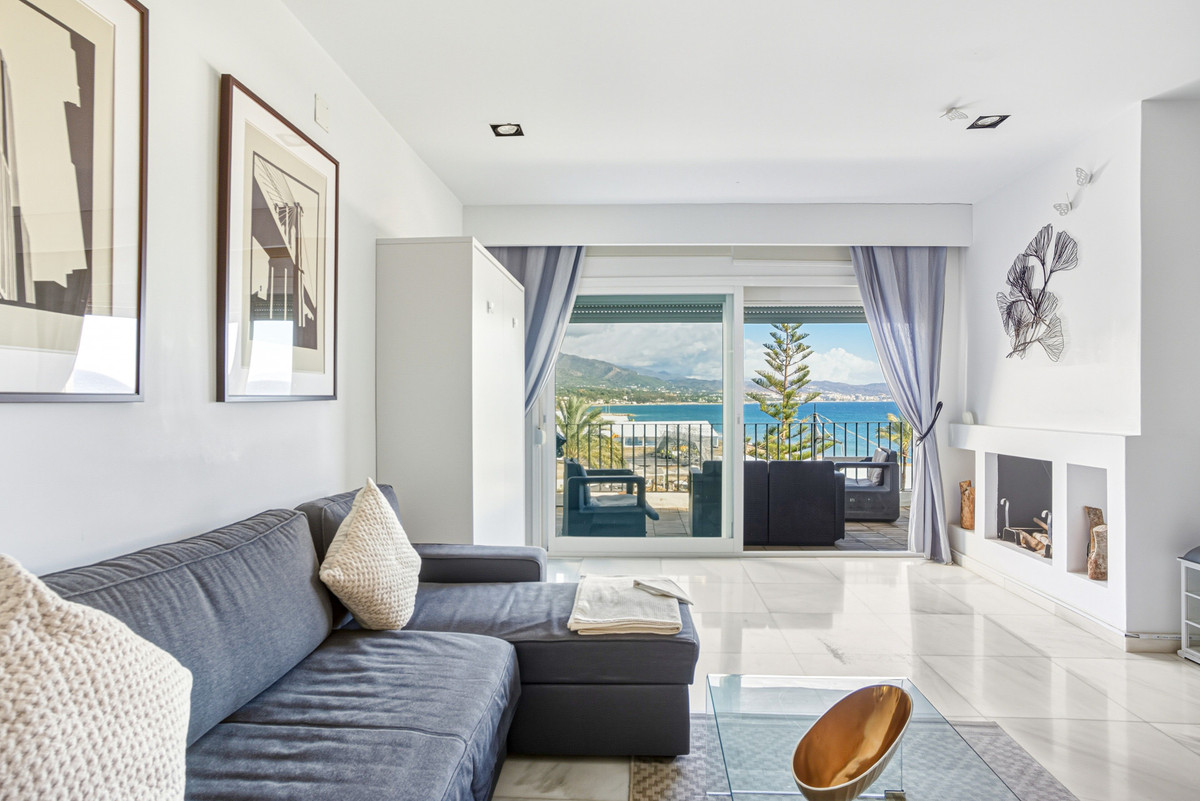 Te koop Penthouse Costa Del Sol Puerto Banús € 699.000,-