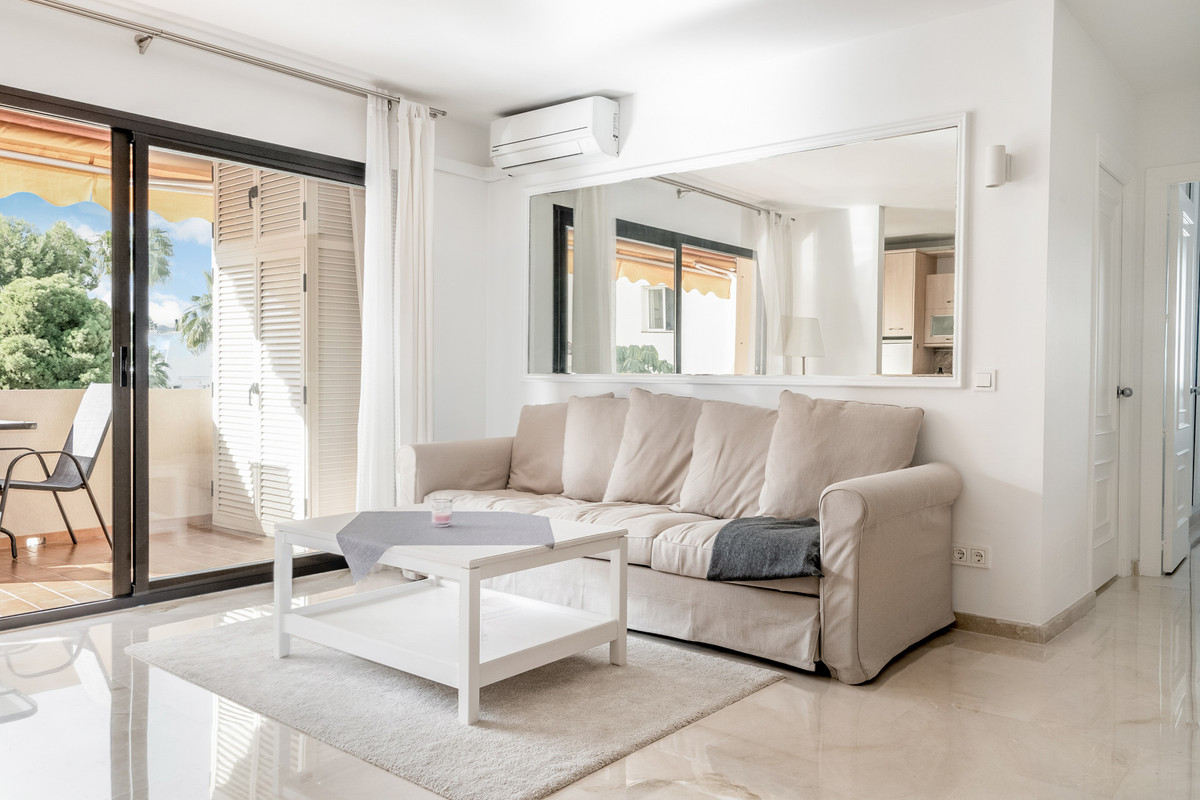 Te koop Middle Floor Apartment Costa Del Sol Nueva Andalucía € 499.000,-