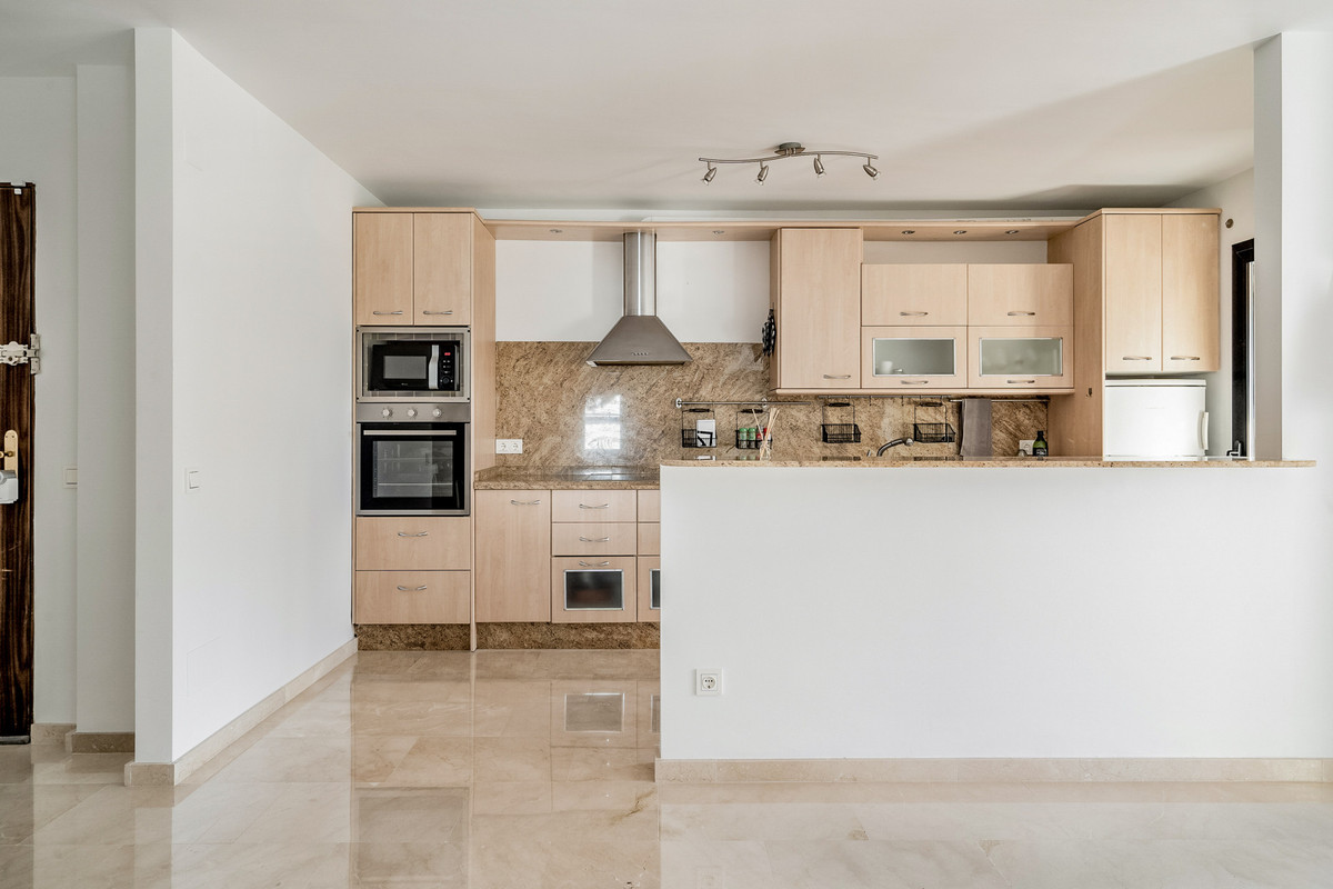 Te koop Middle Floor Apartment Costa Del Sol Nueva Andalucía € 499.000,-