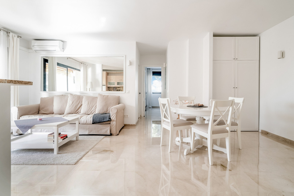 Te koop Middle Floor Apartment Costa Del Sol Nueva Andalucía € 499.000,-