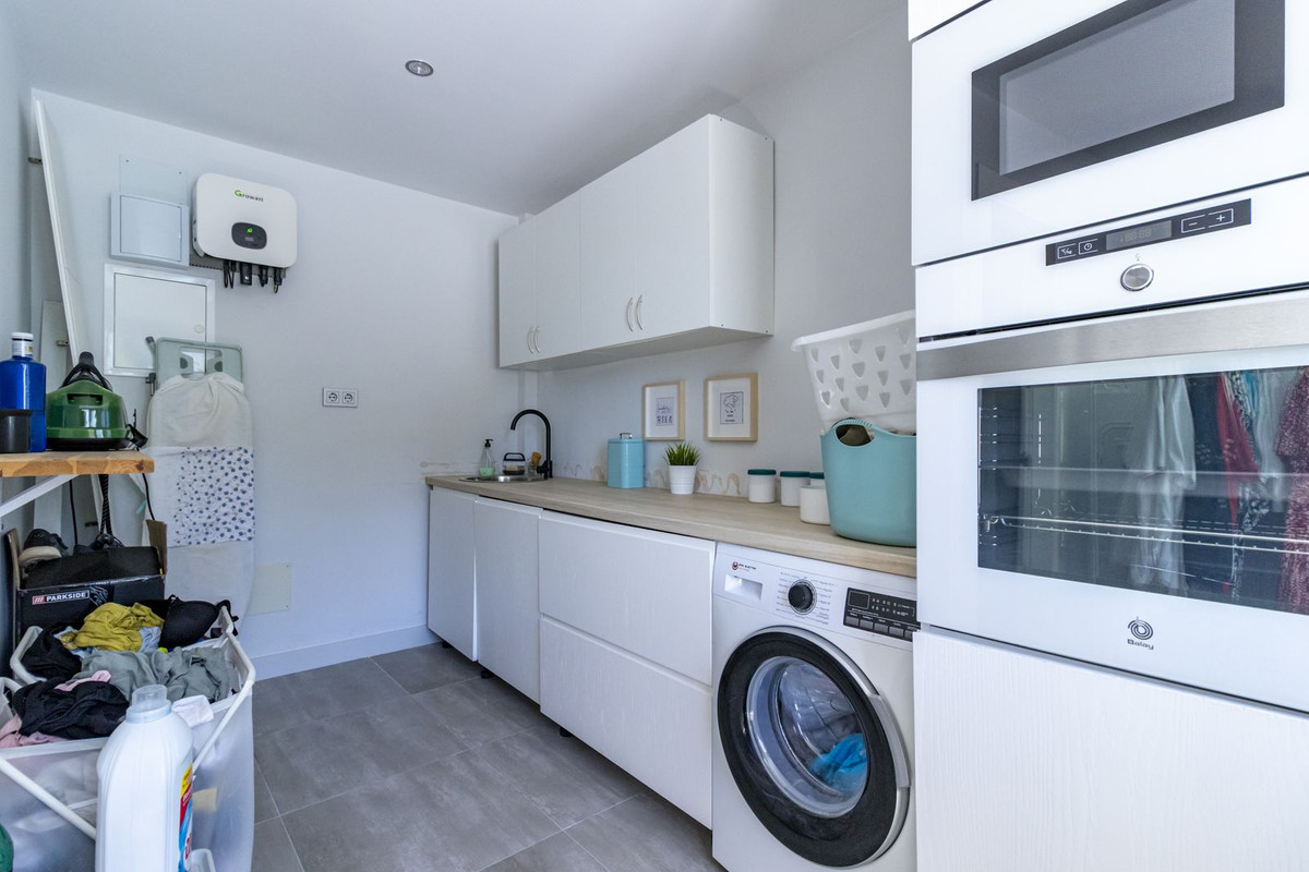 Te koop Half vrijstaand huis Costa Del Sol San Pedro De Alcántara € 950.000,-