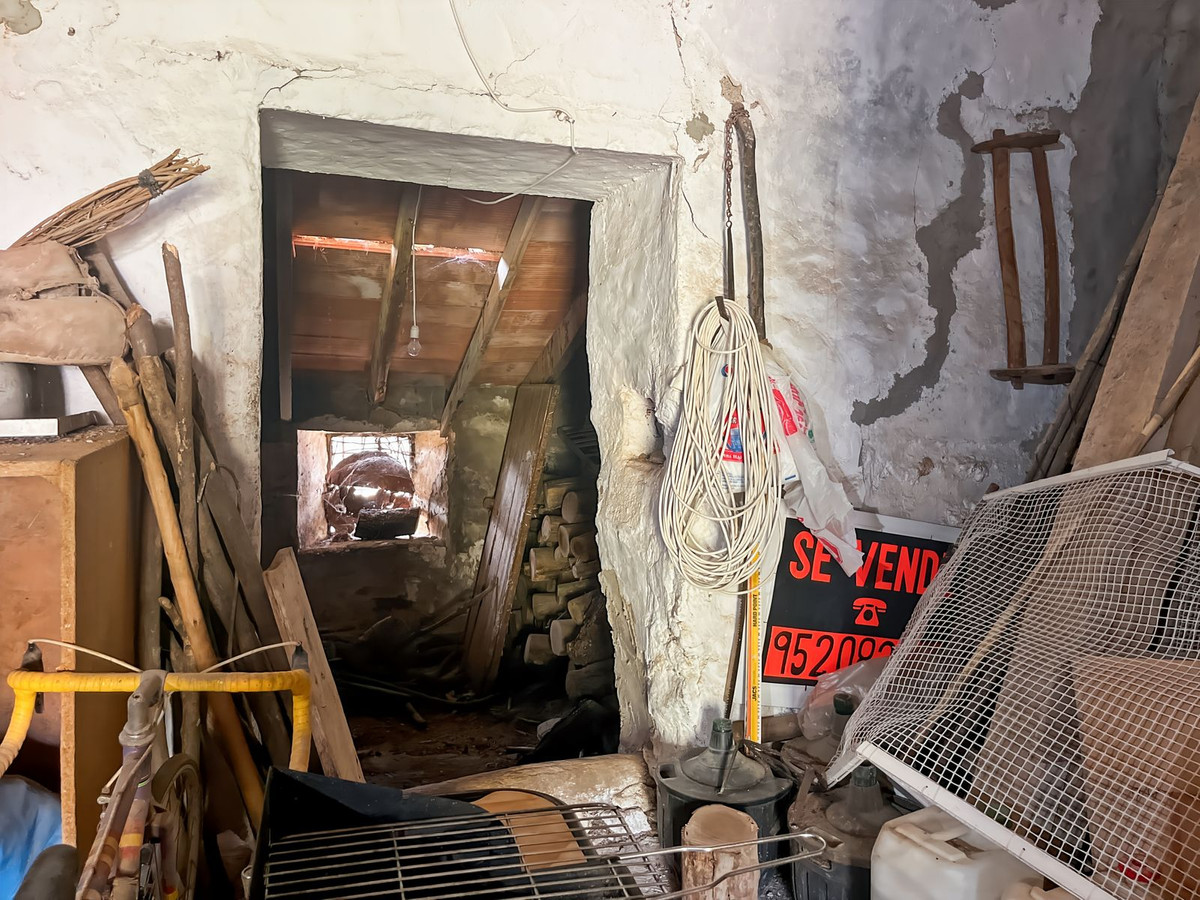 Te koop Finca - Cortijo Costa Del Sol Comares € 288.000,-