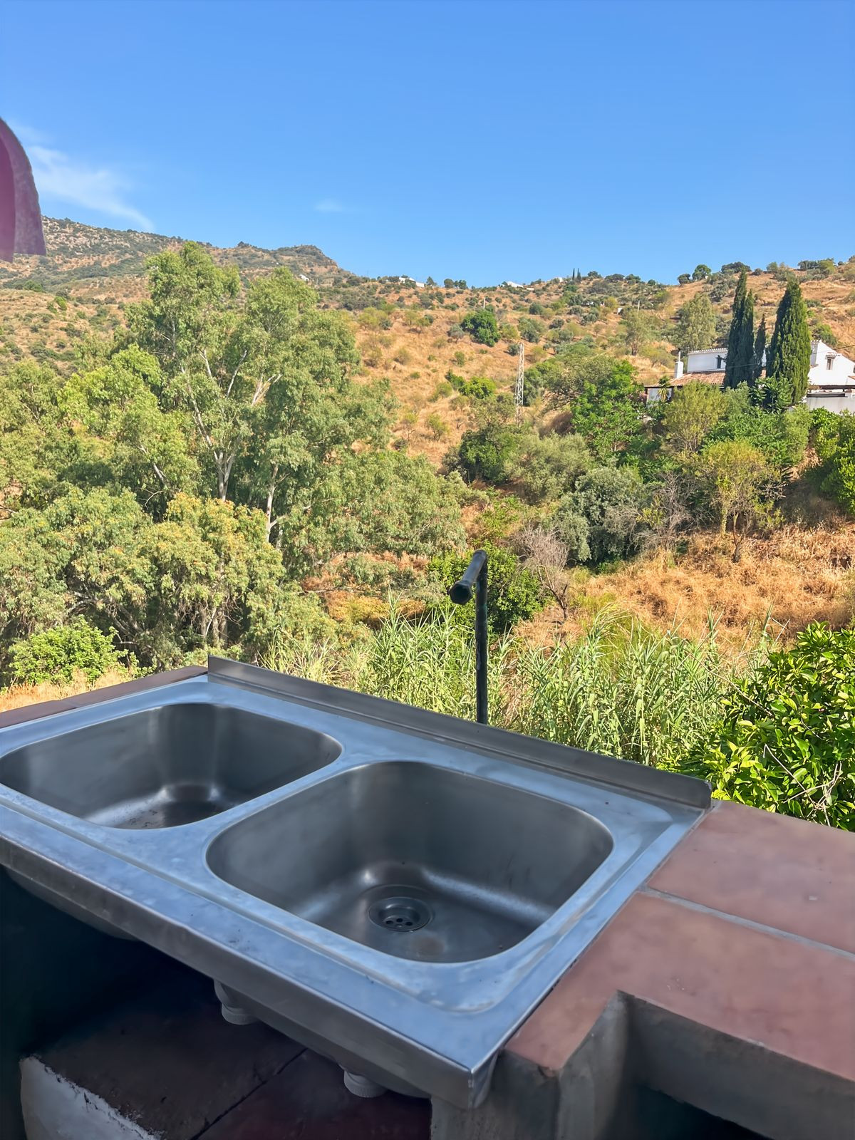 Te koop Finca - Cortijo Costa Del Sol Comares € 288.000,-