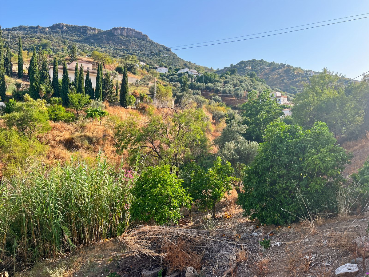 Te koop Finca - Cortijo Costa Del Sol Comares € 288.000,-