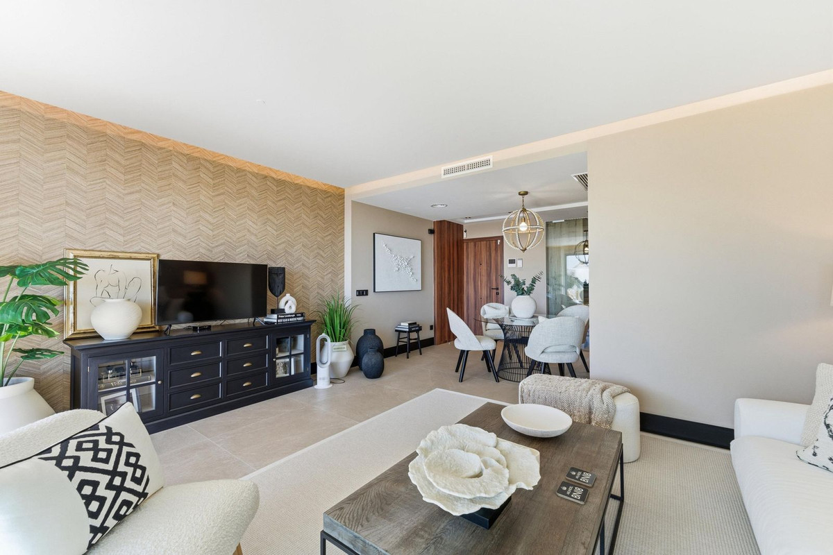 Te koop Middle Floor Apartment Costa Del Sol Marbella € 849.000,-