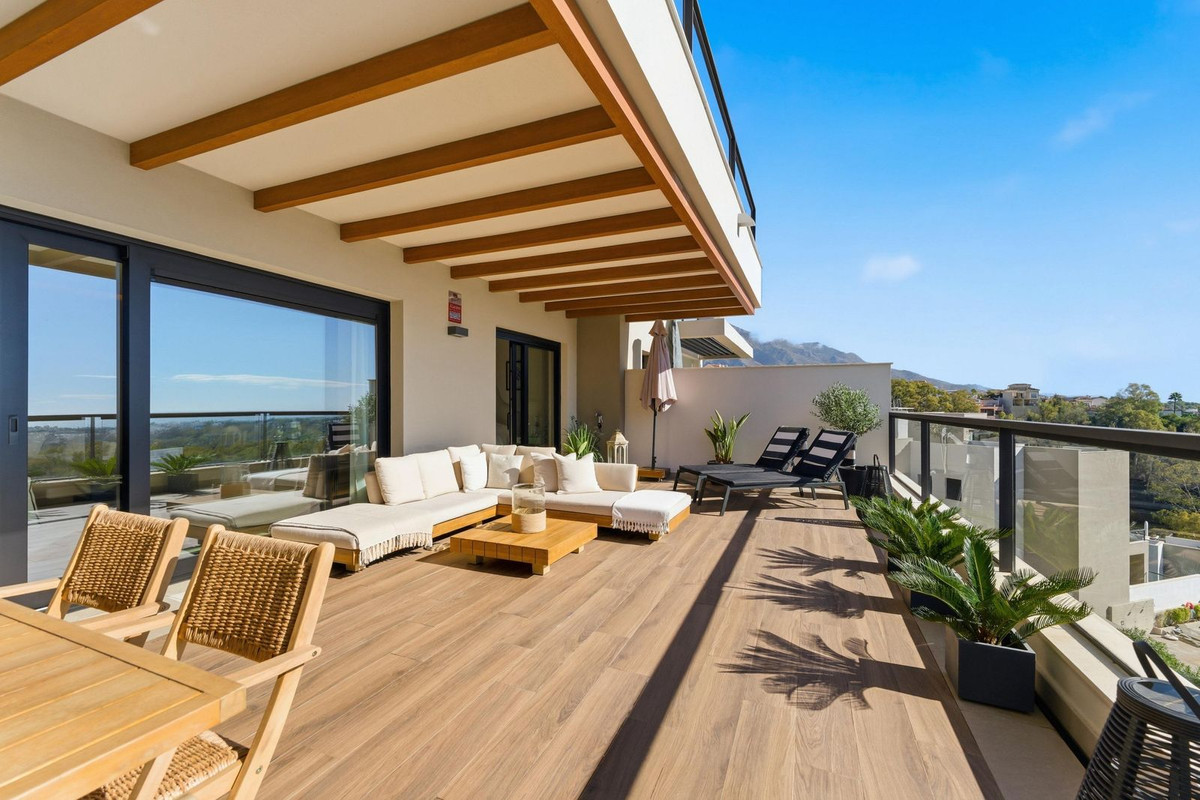 Te koop Middle Floor Apartment Costa Del Sol Marbella € 849.000,-