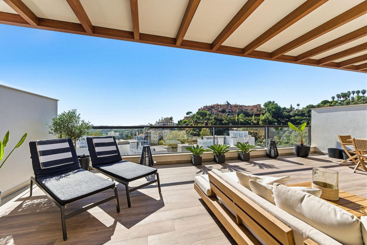 Te koop Middle Floor Apartment Costa Del Sol Marbella € 849.000,-