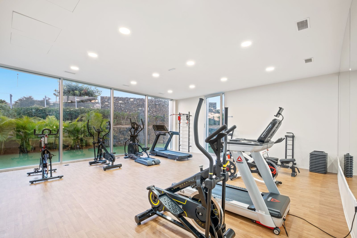 Te koop Gelijkvloers appartement Costa Del Sol Estepona € 840.000,-