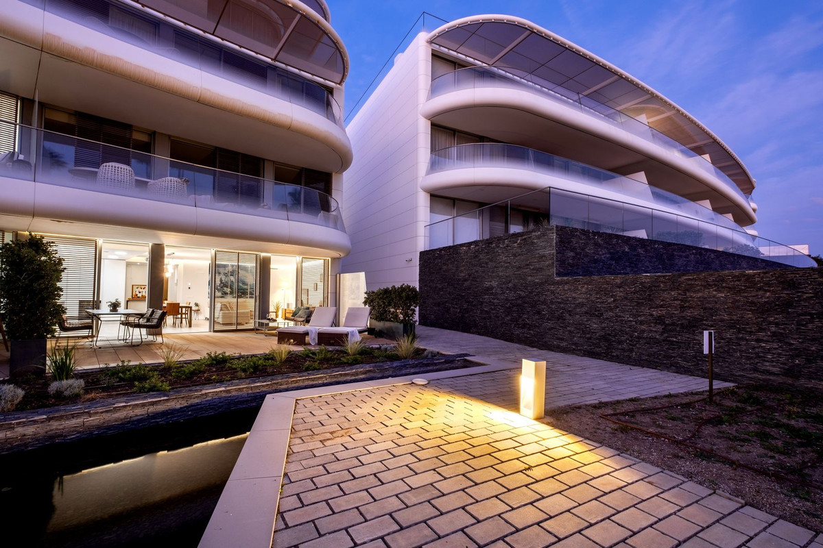 Te koop Gelijkvloers appartement Costa Del Sol Estepona € 840.000,-