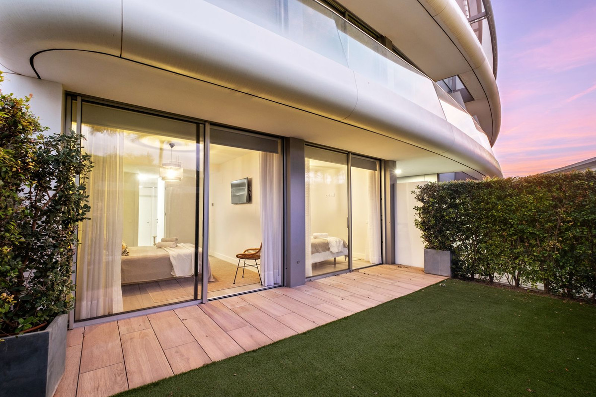 Te koop Gelijkvloers appartement Costa Del Sol Estepona € 840.000,-