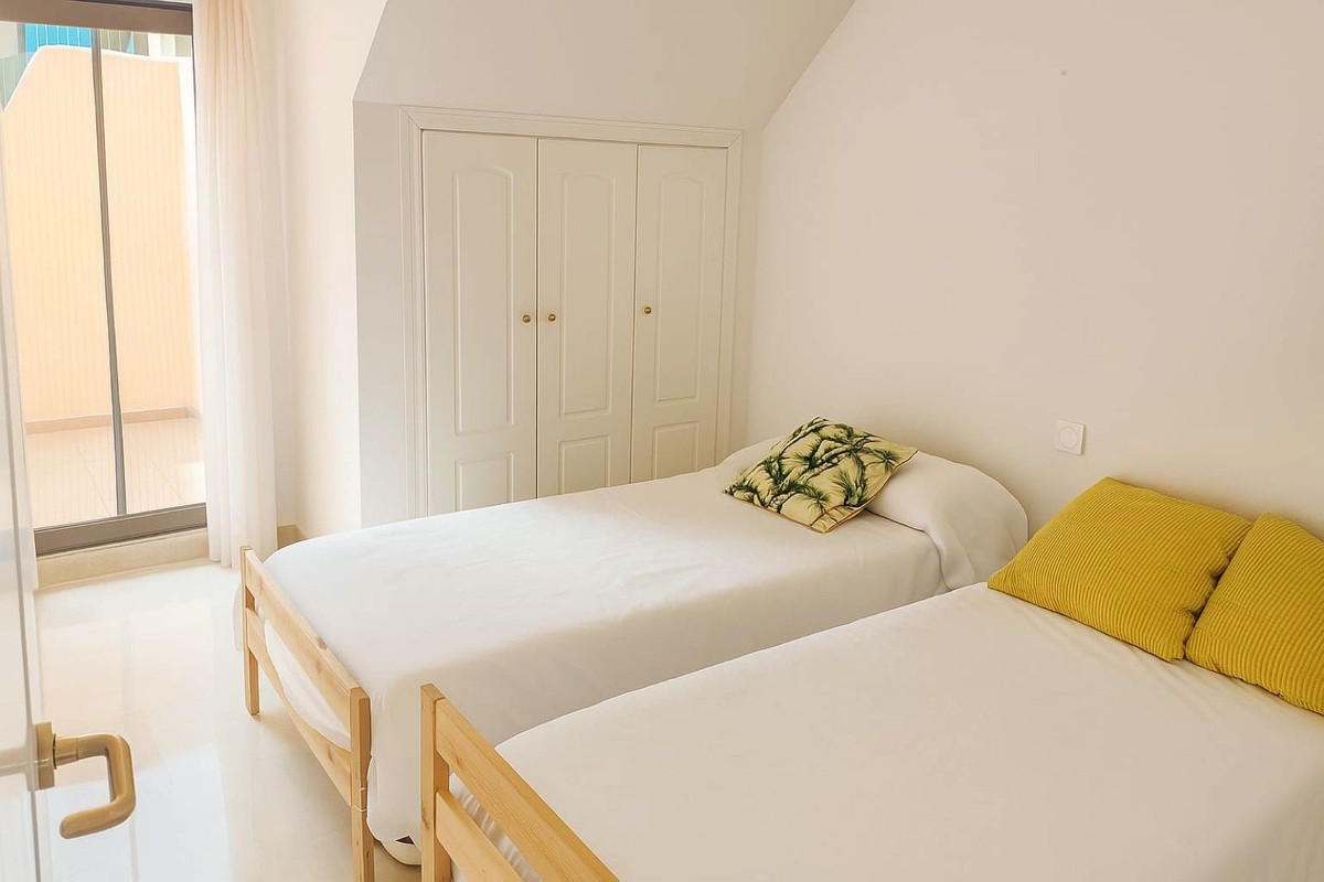 Te koop Penthouse Costa Del Sol La Duquesa € 260.000,-