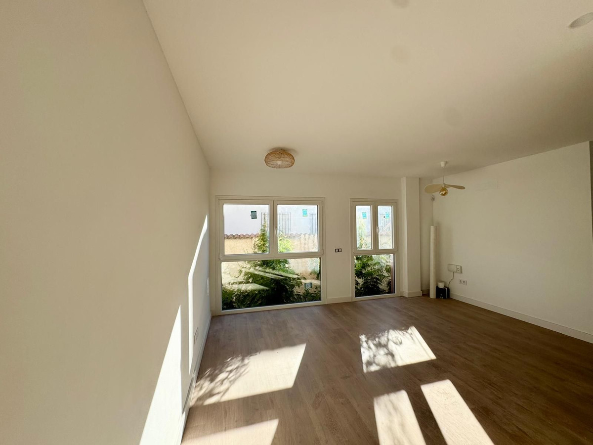 Te koop Middle Floor Apartment Costa Del Sol Torremolinos € 310.000,-