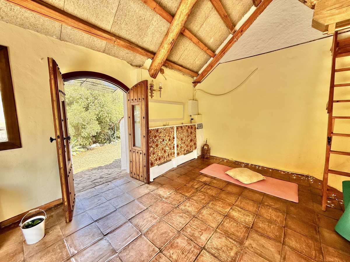 Te koop Finca - Cortijo Costa Del Sol Casarabonela € 799.950,-