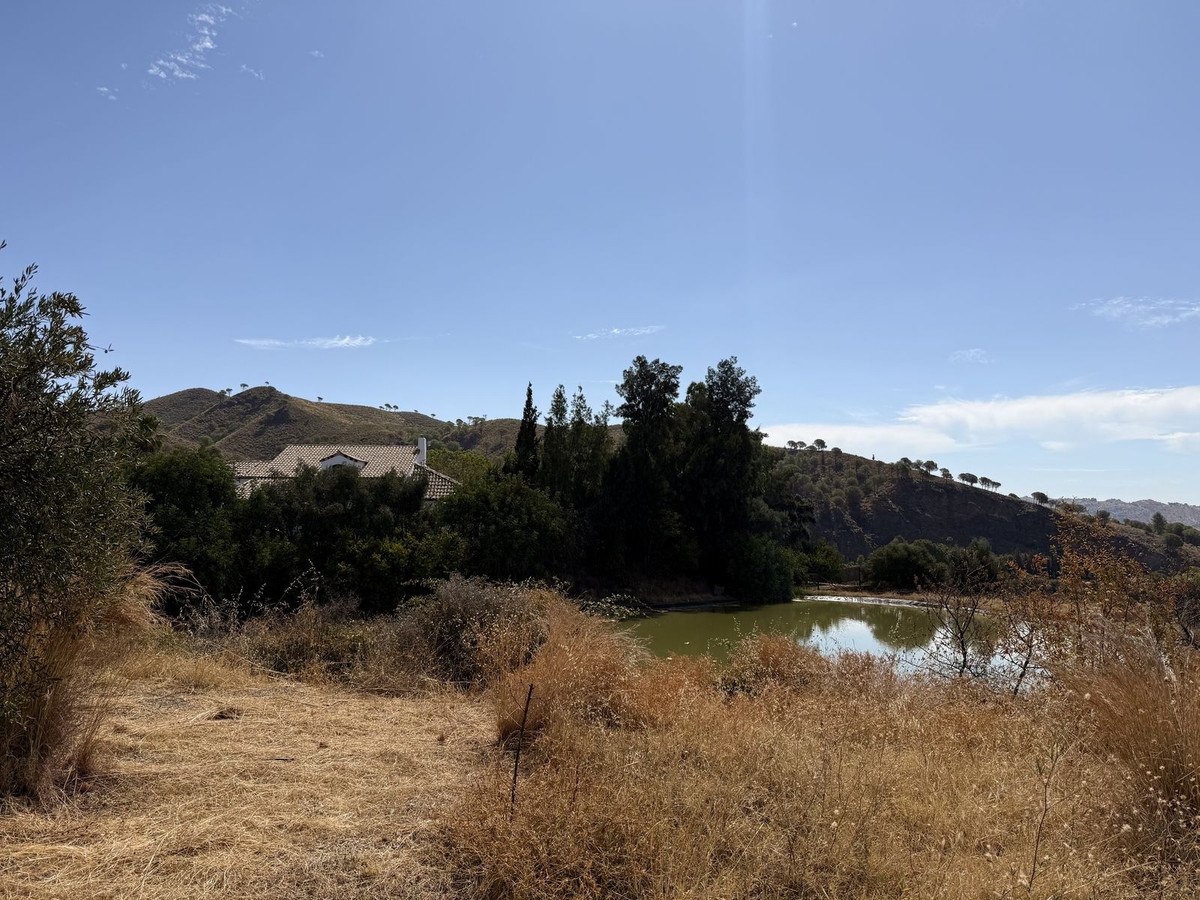 Te koop Finca - Cortijo Costa Del Sol Casarabonela € 799.950,-