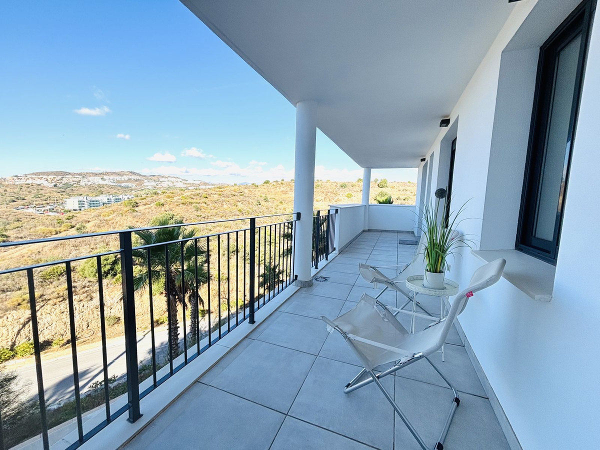 Te koop Middle Floor Apartment Costa Del Sol La Cala De Mijas € 729.000,-