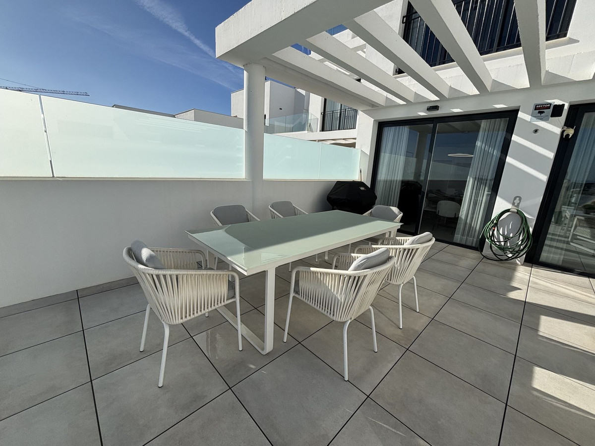 Te koop Middle Floor Apartment Costa Del Sol La Cala De Mijas € 729.000,-