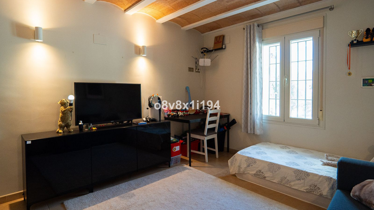 Te koop Finca - Cortijo Costa Del Sol Cártama € 650.000,-