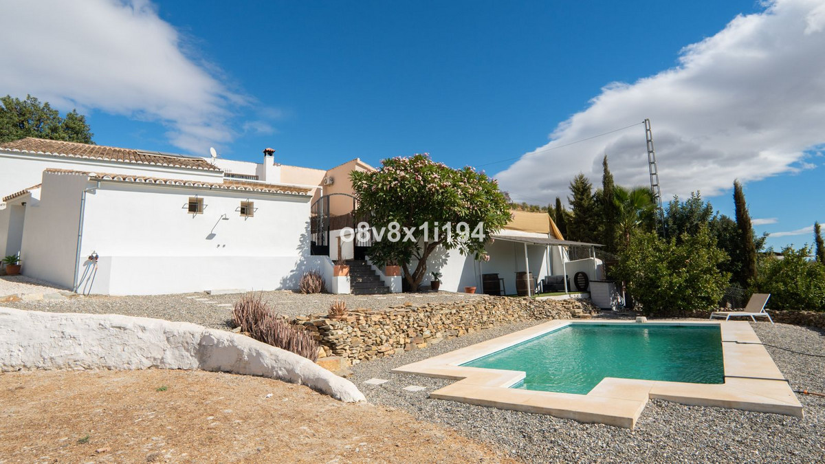 Te koop Finca - Cortijo Costa Del Sol Cártama € 650.000,-
