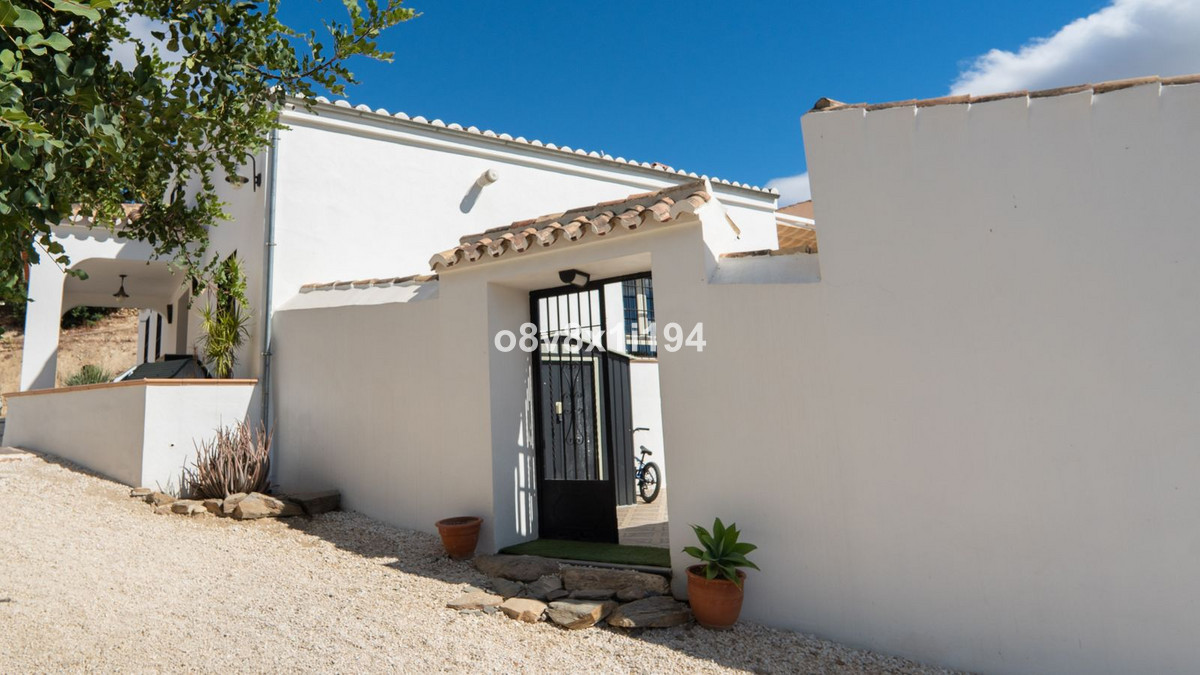 Te koop Finca - Cortijo Costa Del Sol Cártama € 650.000,-